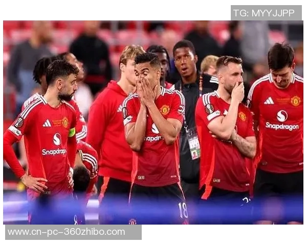 曼联训练进展缓慢姆贝莫复归拒绝罢训拉爵忙于谈判无暇引进新中锋